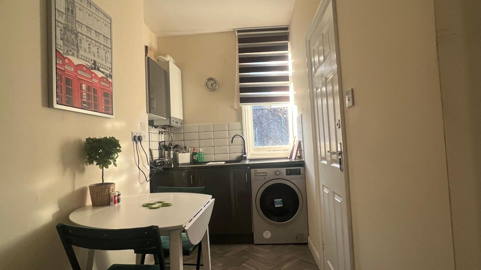Harry Potter 9 3/4 Flat Apartment London Exterior photo