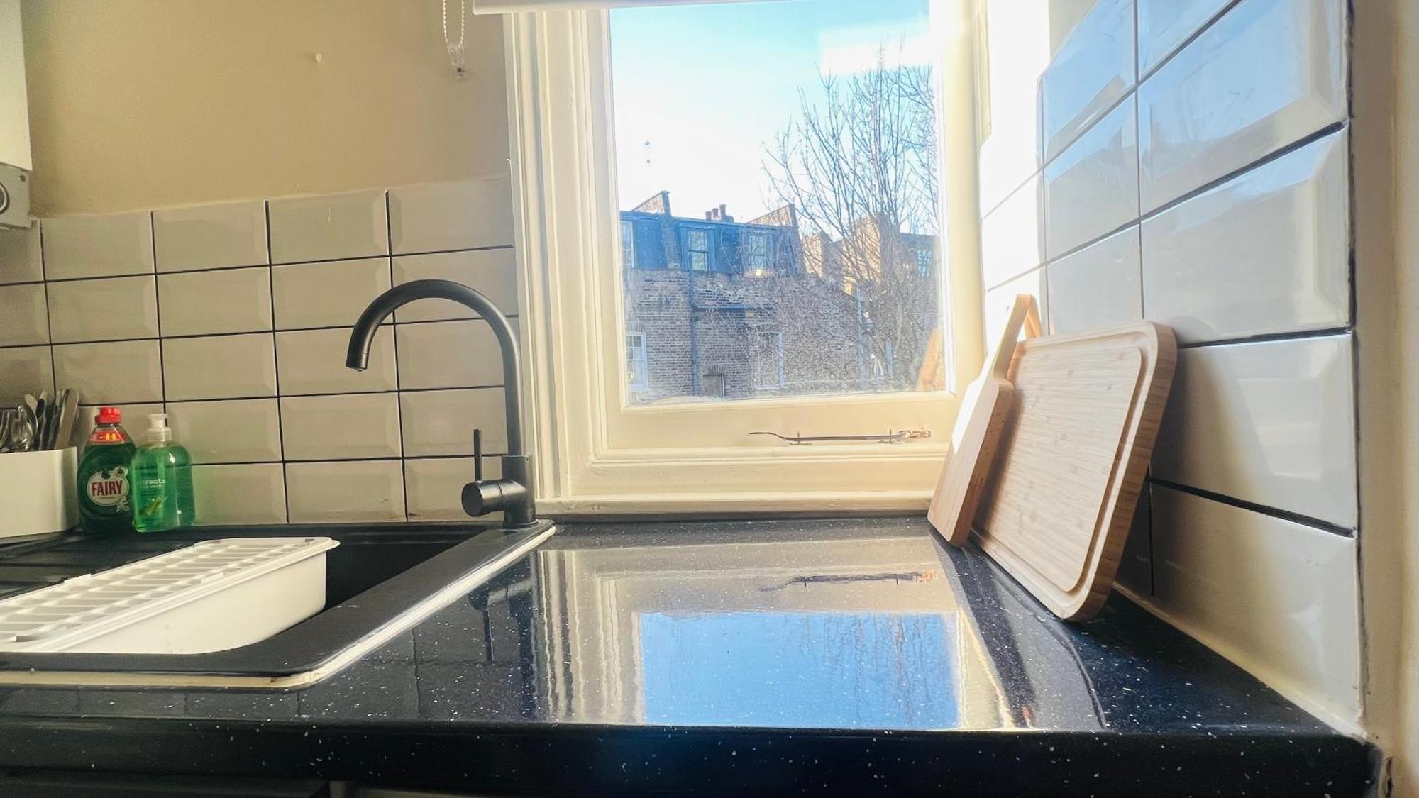 Harry Potter 9 3/4 Flat Apartment London Exterior photo